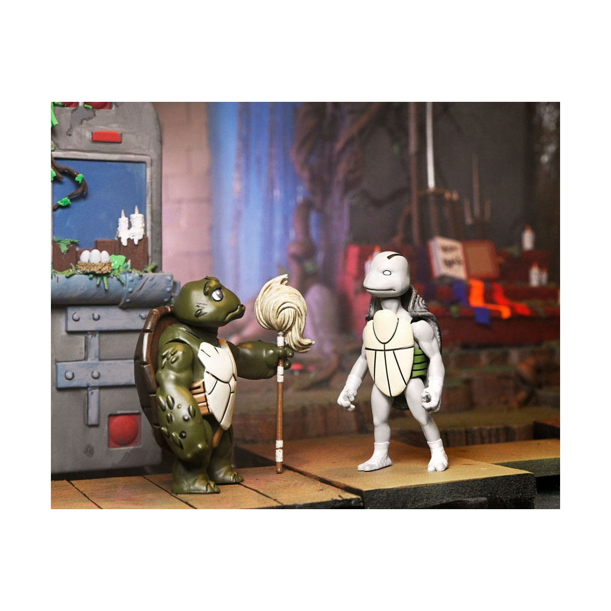 NECA - IDW Comics - Ultimate Casey Marie con Bebé Odyn y Uno - El Último Ronin: Años Perdidos- TMNT