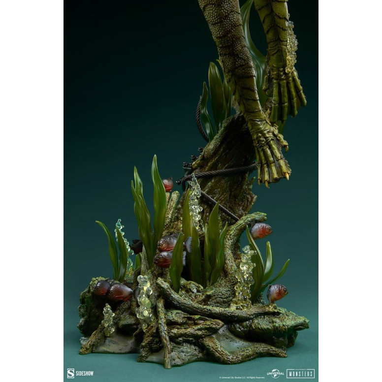 Sideshow Universal Monsters - Formato Premium Criatura de la Laguna Negra 1/4