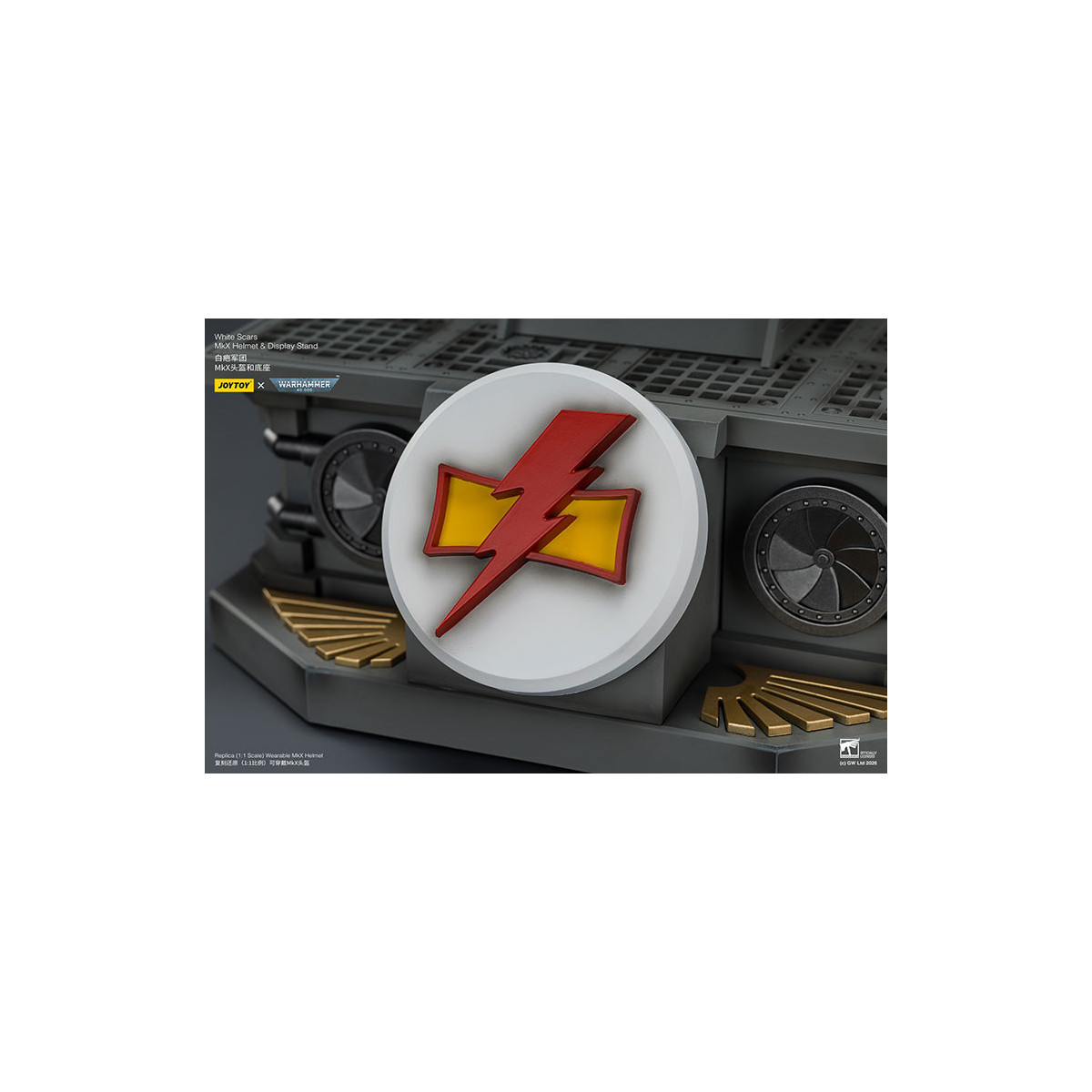 JoyToy - White Scars MkX Casco y Expositor 1/1