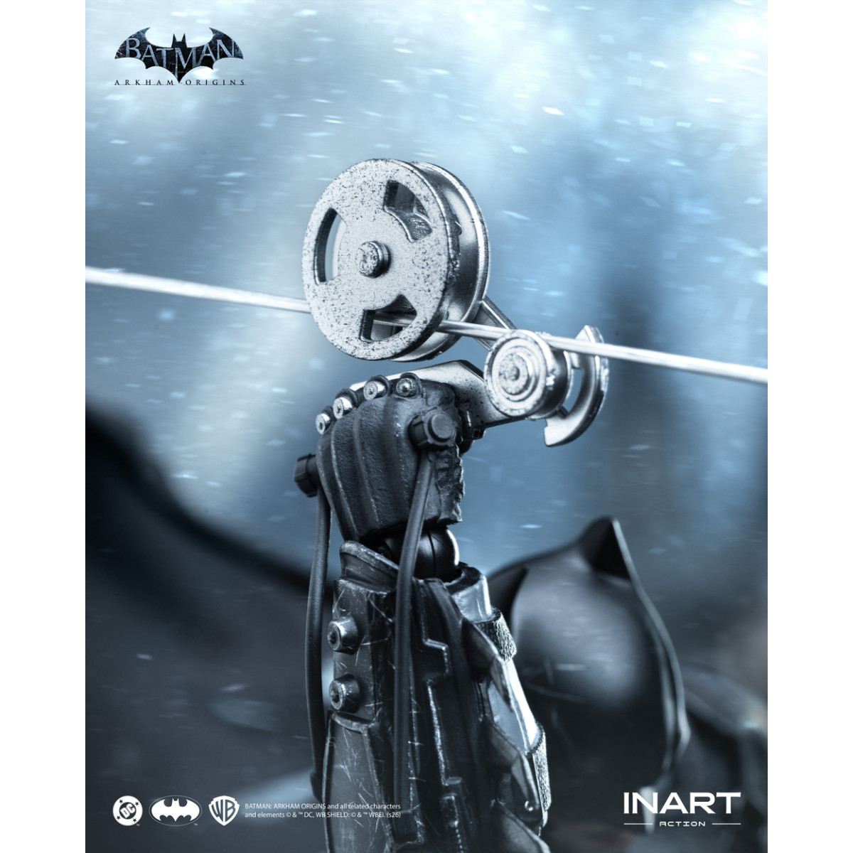 INART - Batman (Battle Damaged Version) - Batman: Arkham Origins Figura a escala 1/12