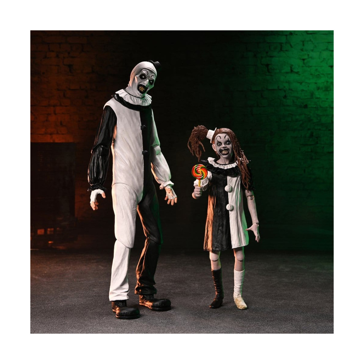 Neca Aterrador 2 - Ultimate Art the Clown & Little Pale Girl