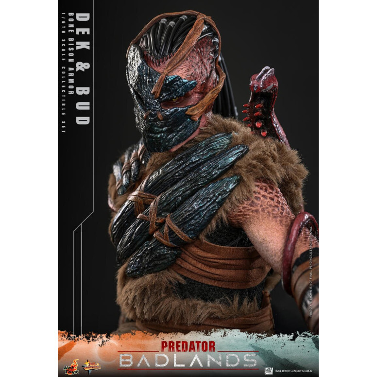 Hot Toys - Predator: Badlands - Dek (Armadura Bisonte de Hueso) y Bud MMS 1/6