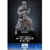 Hot Toys Star Wars - Conductor de AT-RT Remnant MMS 1/6 - Star Wars: The Mandalorian & Grogu