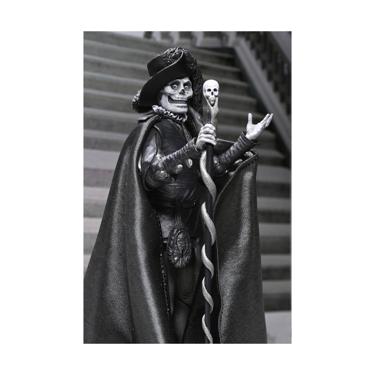 copia de NECA - Ultimate El Fantasma de la Ópera (1925) La Máscara de la Muerte Roja - Universal Monsters