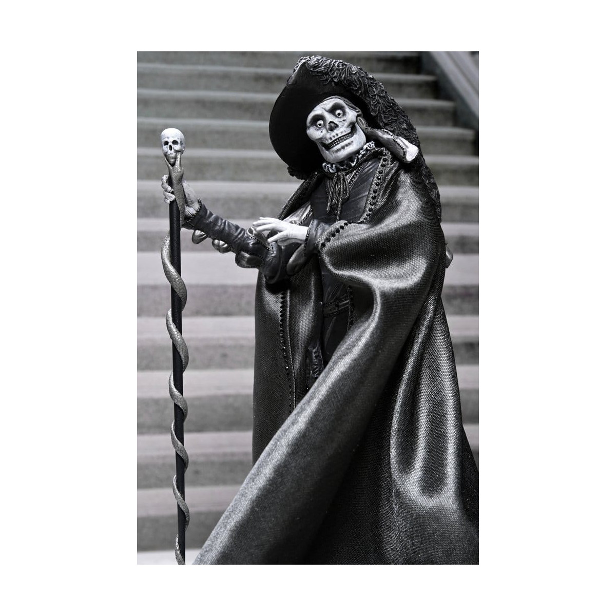 copia de NECA - Ultimate El Fantasma de la Ópera (1925) La Máscara de la Muerte Roja - Universal Monsters