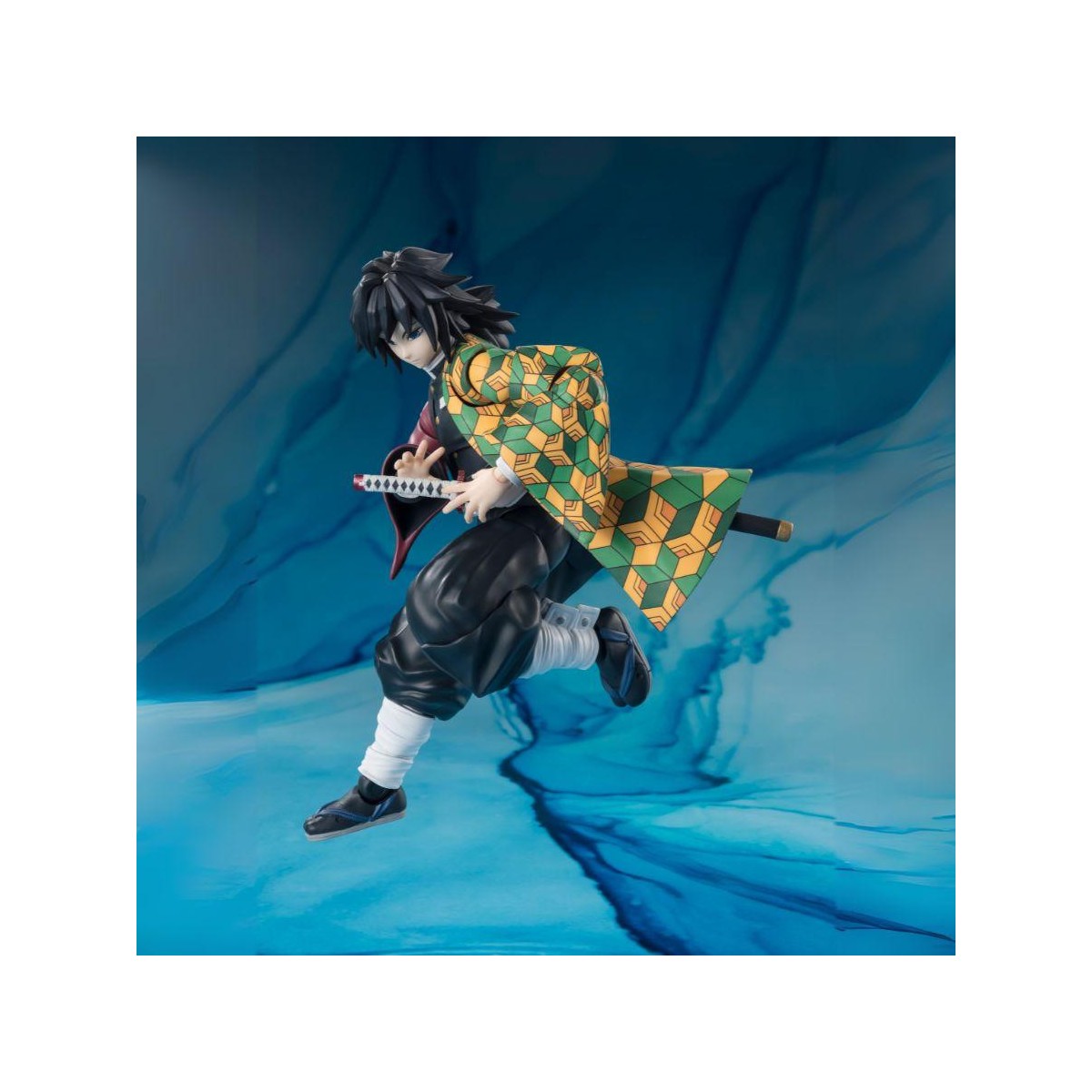 Tamashii Bandai - Giyu Tomioka - Cazadora de demonios SH Figuarts SHF