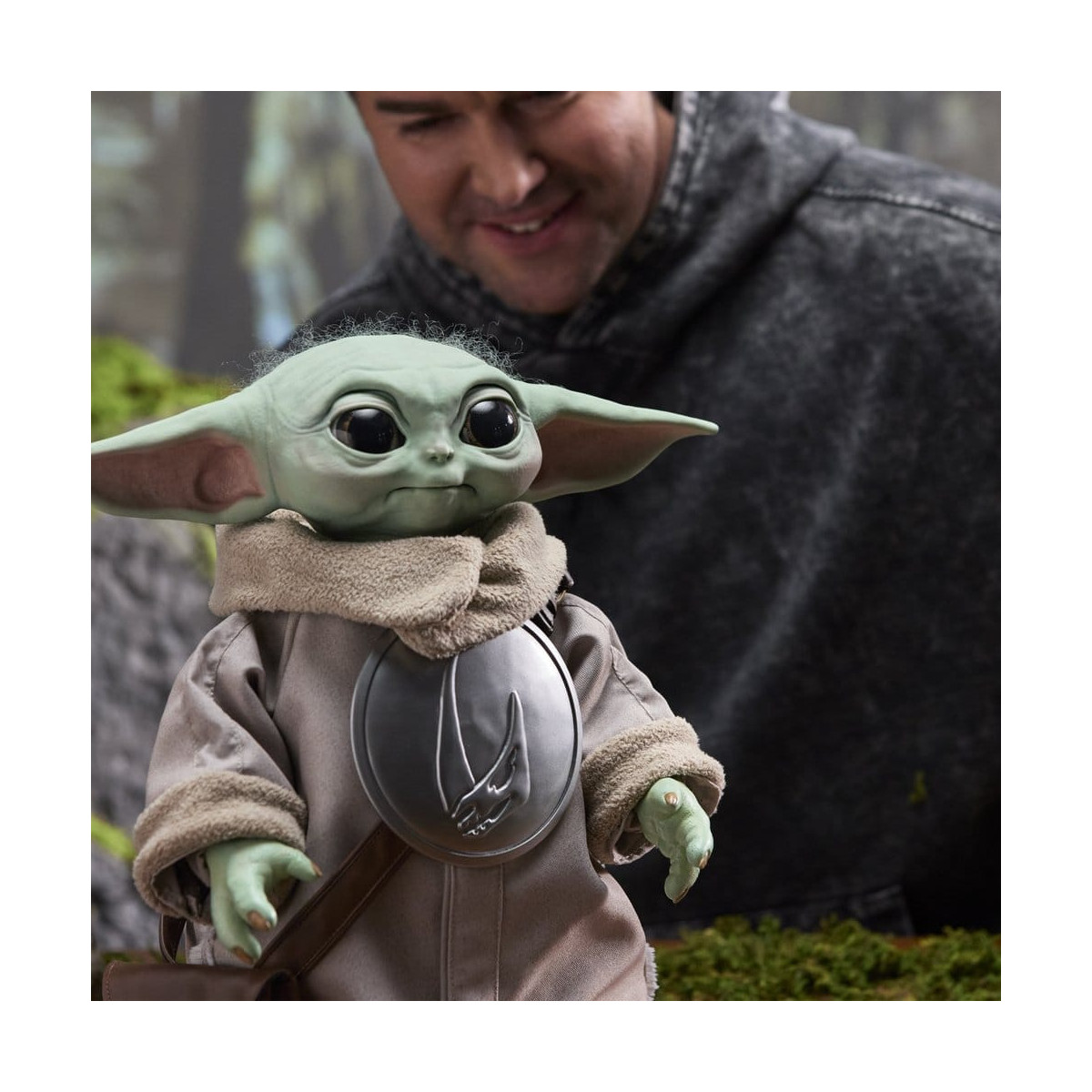 Hasbro Star Wars - Ultimate Grogu 1/1 (figura animatrónica) - El Mandaloriano y Grogu