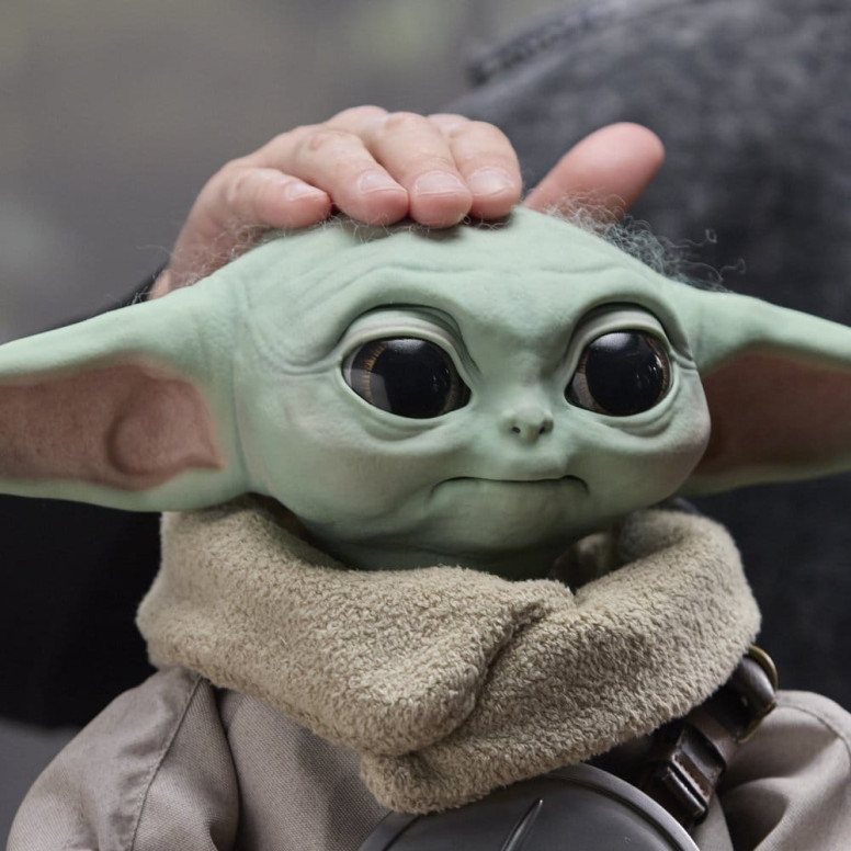 Hasbro Star Wars - Ultimate Grogu 1/1 Edición Coleccionista (figura animatrónica) - El Mandaloriano y Grogu