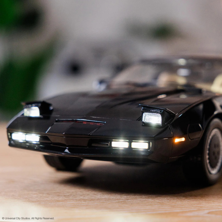 Takara Tomy - Knight Rider K2000 - Modelo a escala 1/10 de « K.I.T.T » en metal fundido