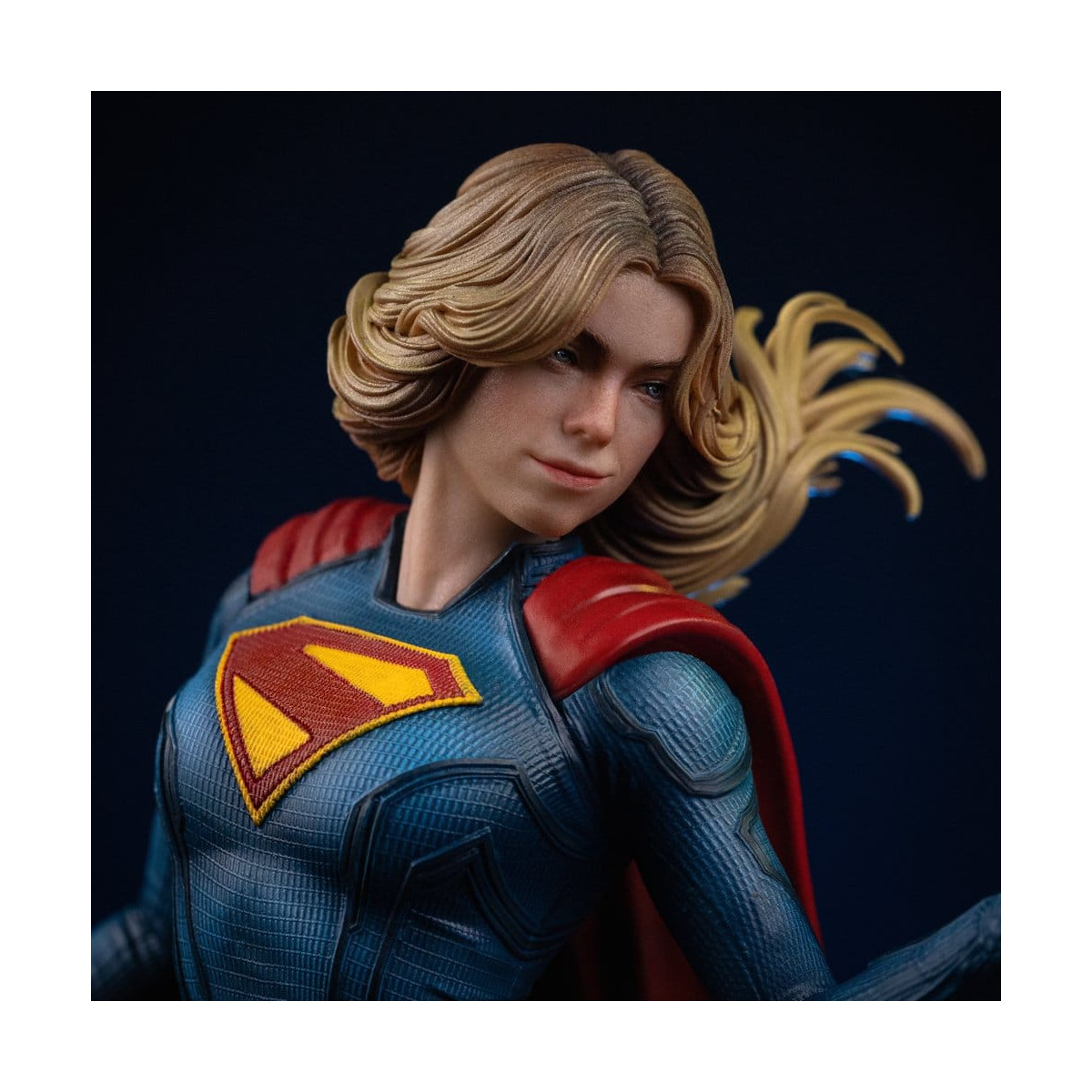 Iron Studios - DC Comics - SUPERGIRL, escala 1/10 - Supergirl (2026)