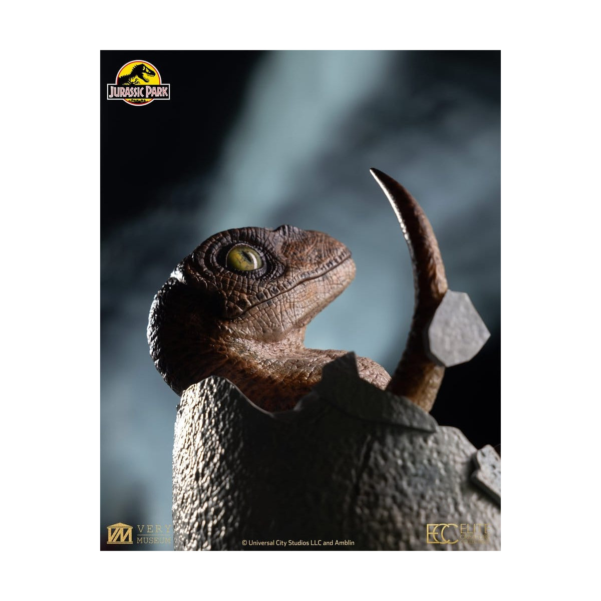 Toynami ECC Elite Creature Collectibles - Huevo de velociraptor a punto de eclosionar 1/1 - Jurassic Park