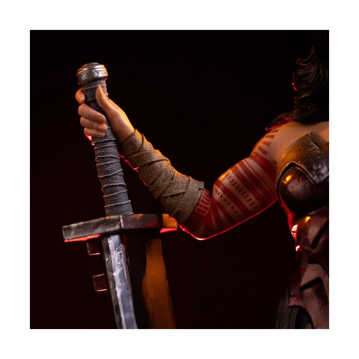 Iron Studios - DC Comics - « Wonder Woman » Absolute Art, escala 1/10
