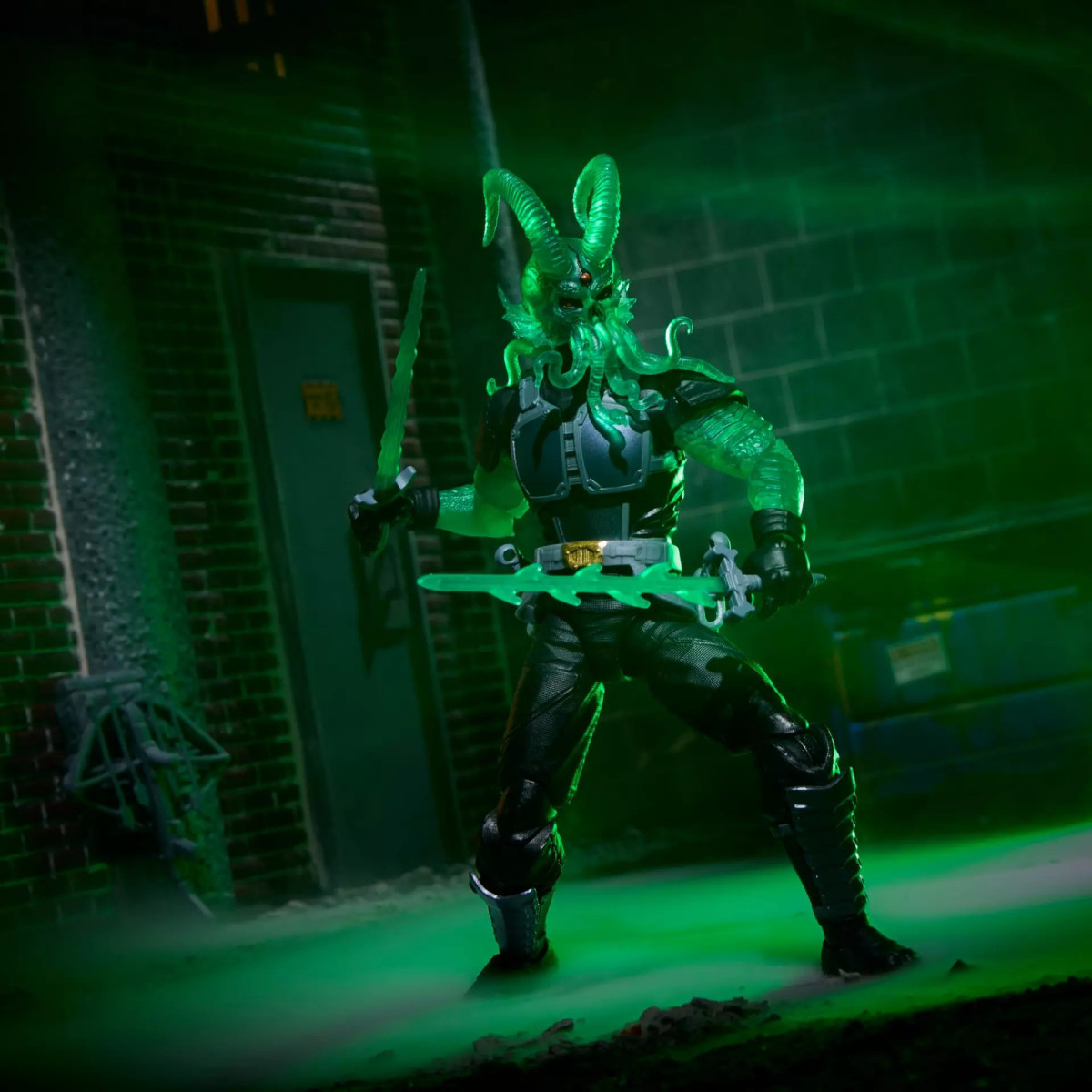 Hasbro G.I.JOE Serie «Classified» - Night-Creeper ( )D.I.R.E.Tech