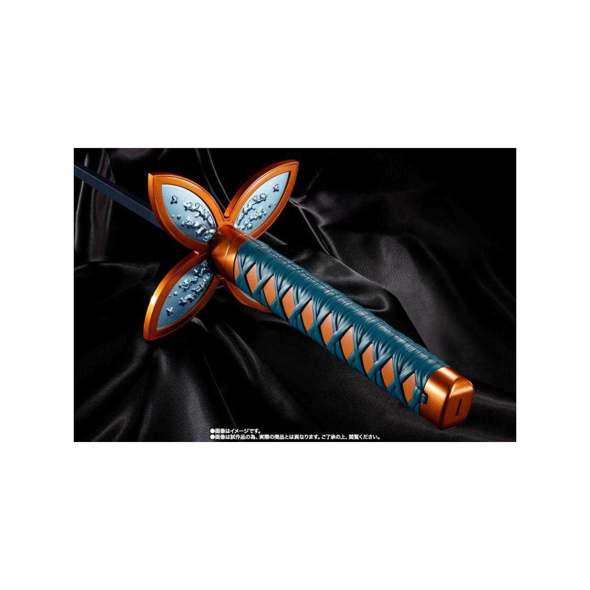Bandai Tamashii - - Réplica de la espada NICHIRIN SHINOBU KOCHO 1/1 - Réplicas de espadas Guardianes de la Noche (Kimetsu no Yai