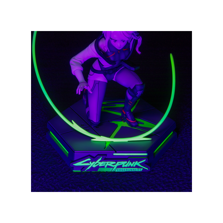 Dark Horse - Estatua de LUCY en PVC - Cyberpunk Edgerunners