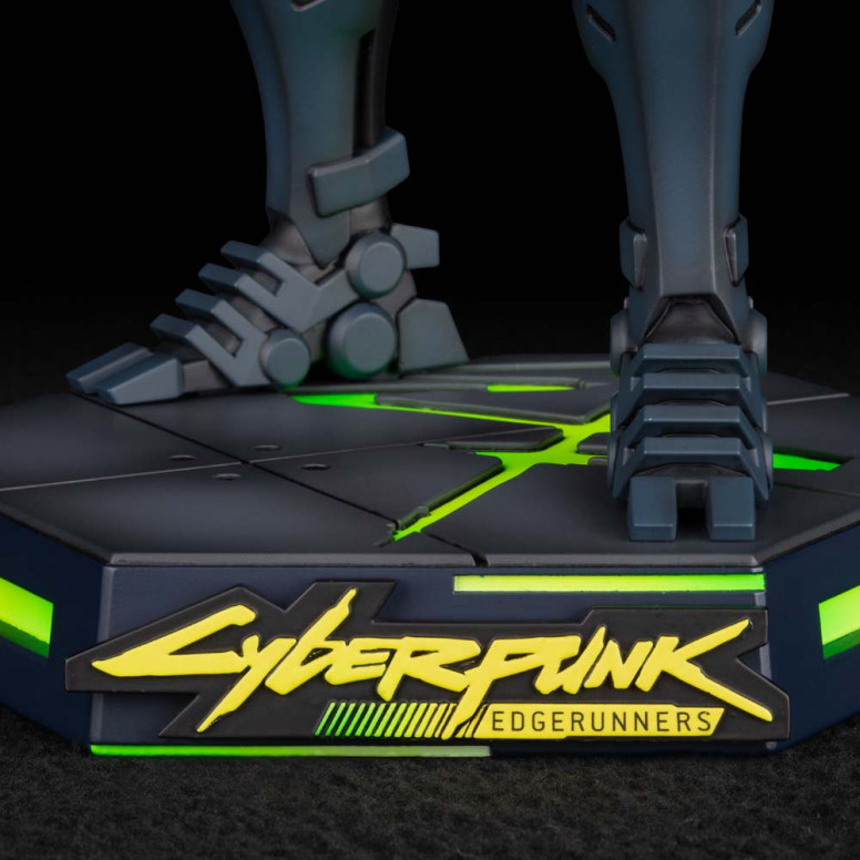 Dark Horse - Estatua de ADAM SMASHER de PVC - Cyberpunk Edgerunners