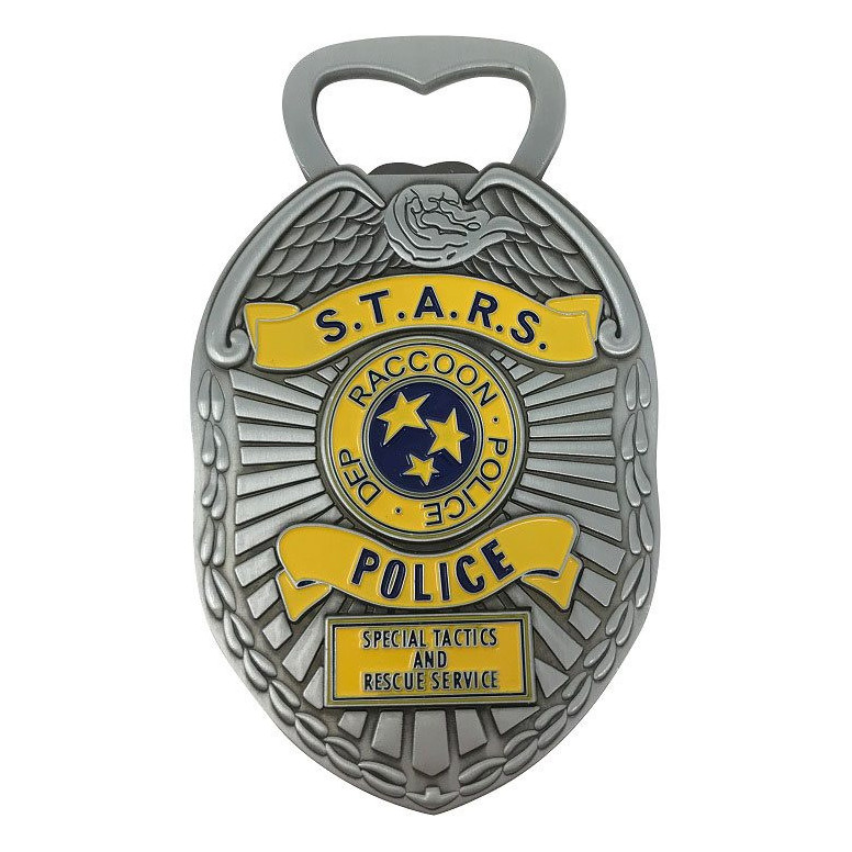 FaNaTtiK - Abridor de botellas « Resident Evil » con diseño de placa policial