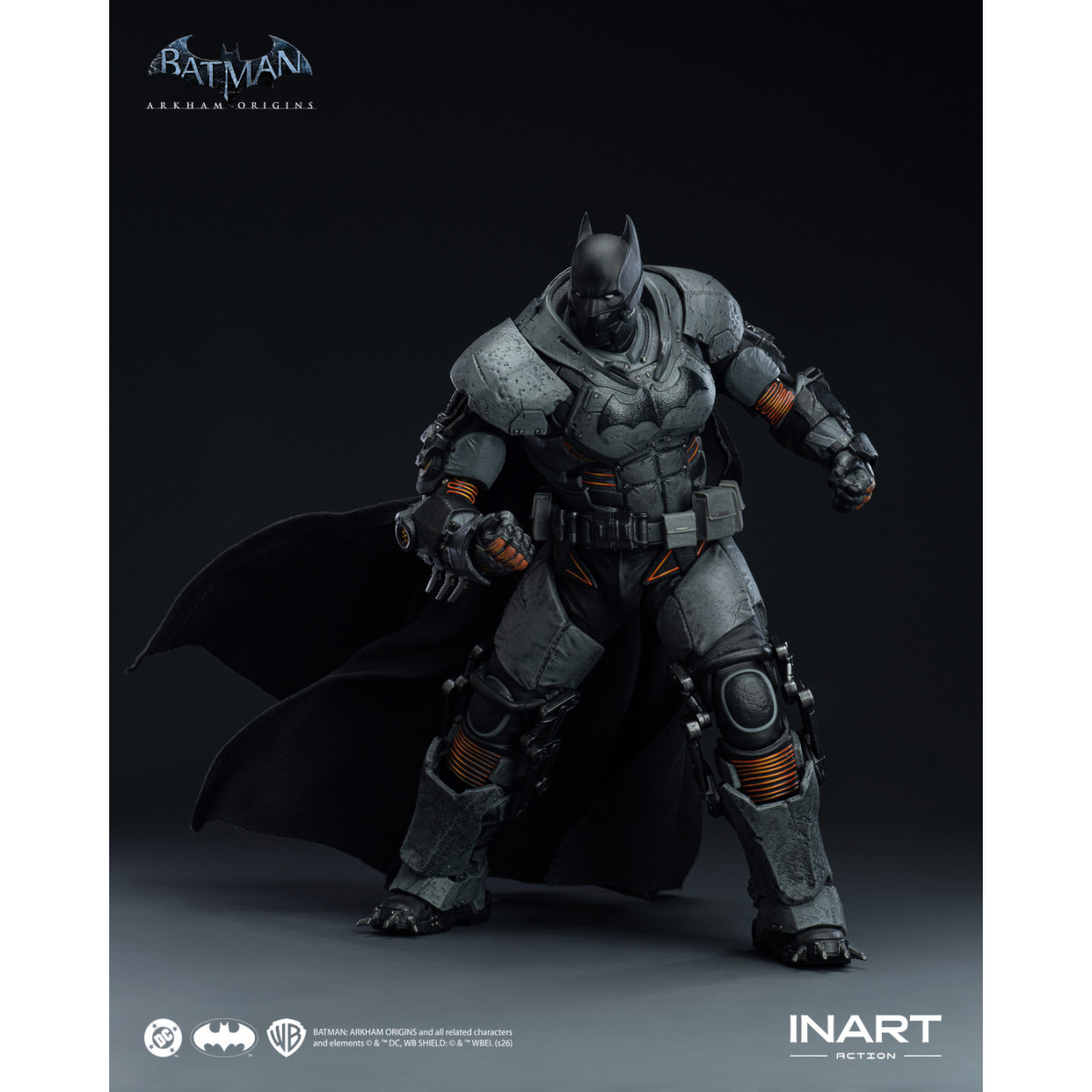 INART - Batman (traje XE) - Batman: Arkham Origins. Figura a escala 1/12