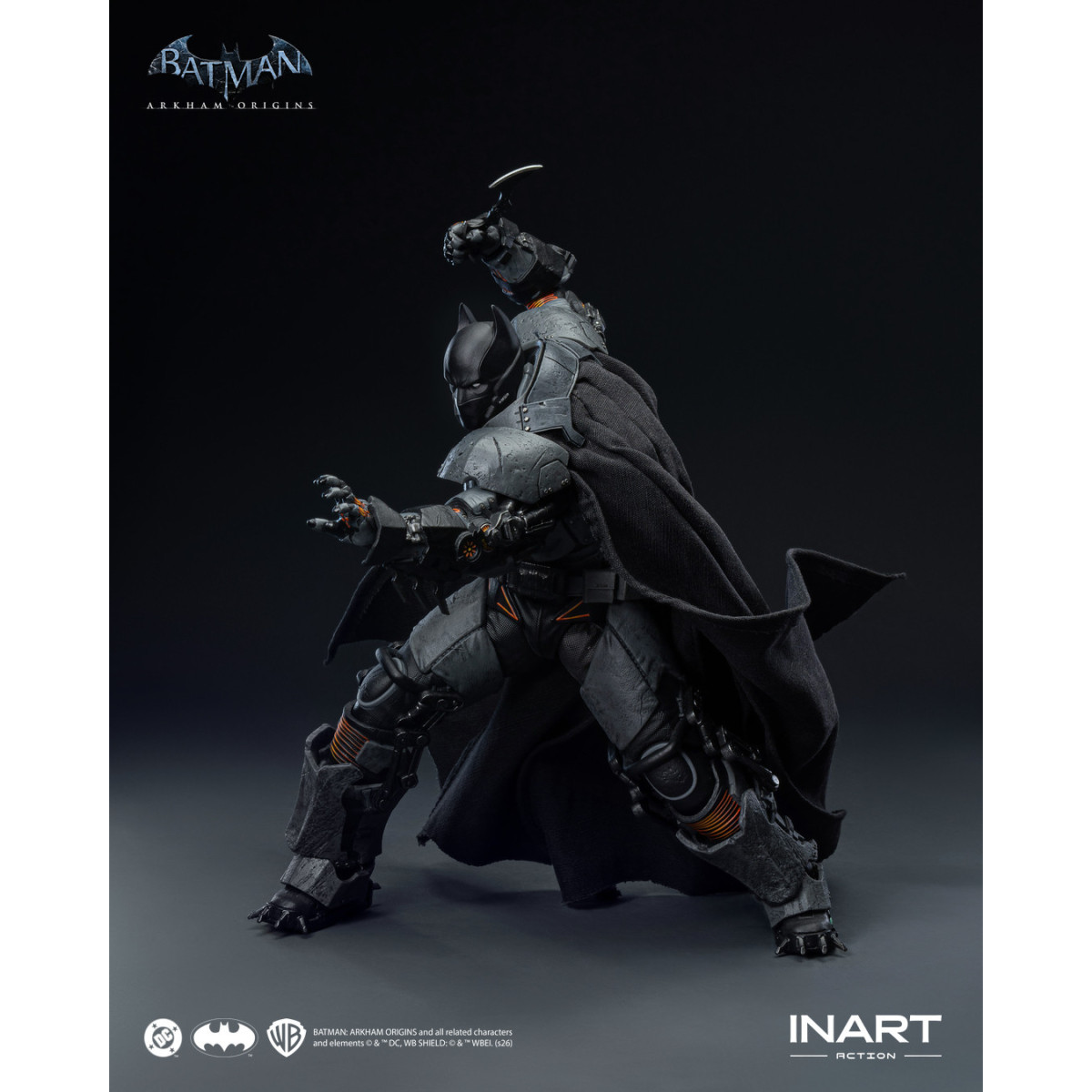 INART - Batman (traje XE) - Batman: Arkham Origins. Figura a escala 1/12