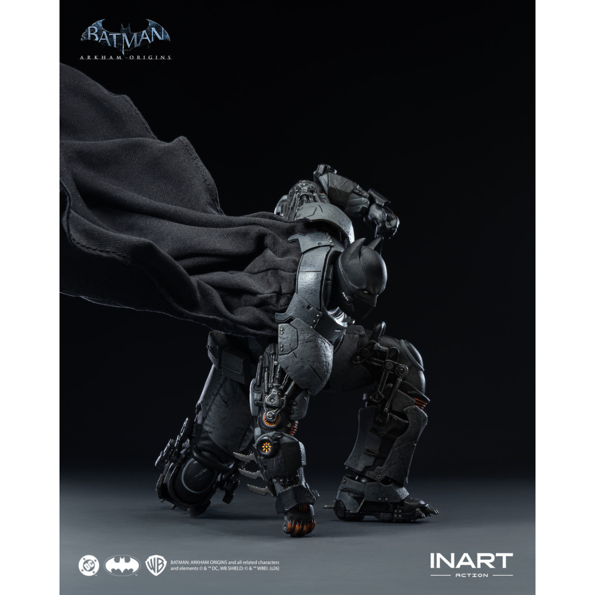 INART - Batman (traje XE) - Batman: Arkham Origins. Figura a escala 1/12