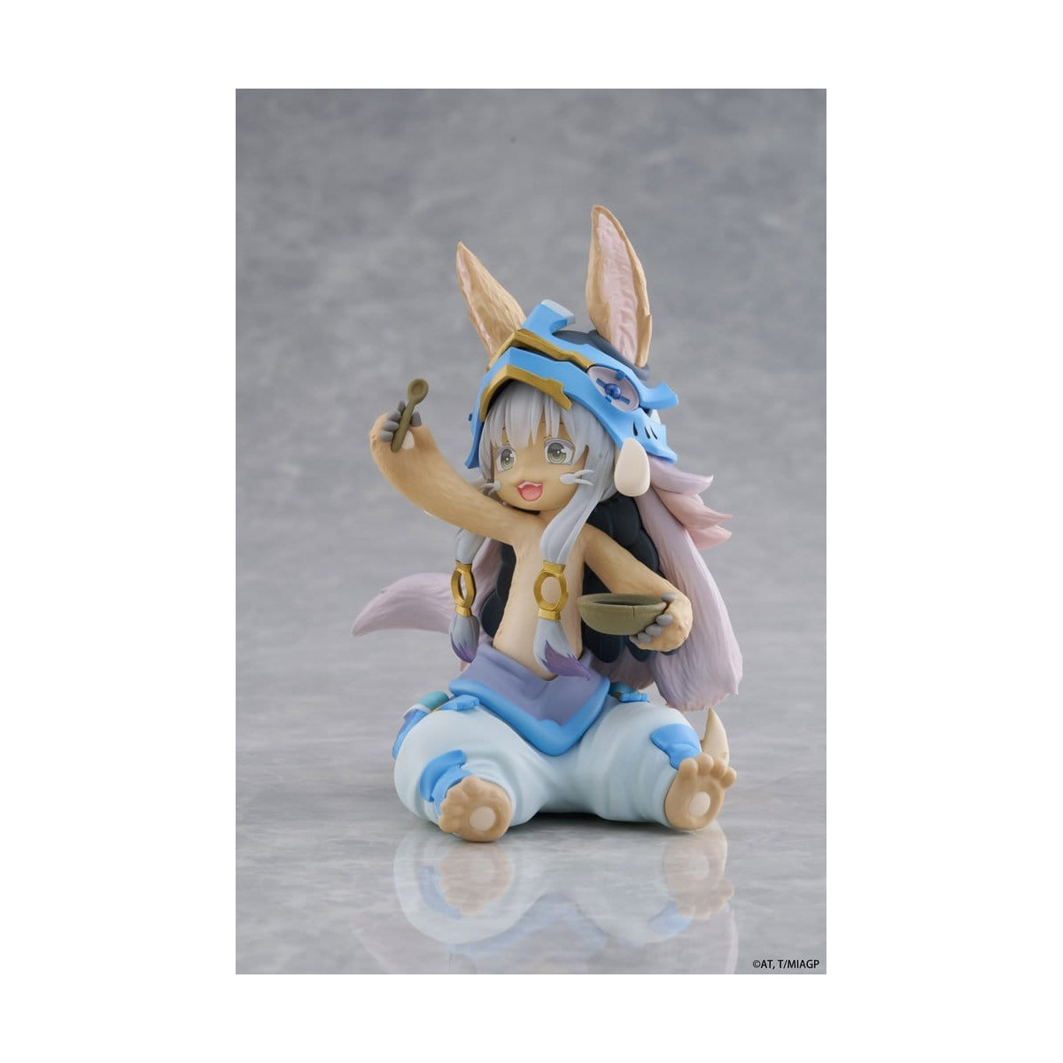 Taito - Nanachi, la mona del escritorio (versión «Hora de comer») - Made in Abyss