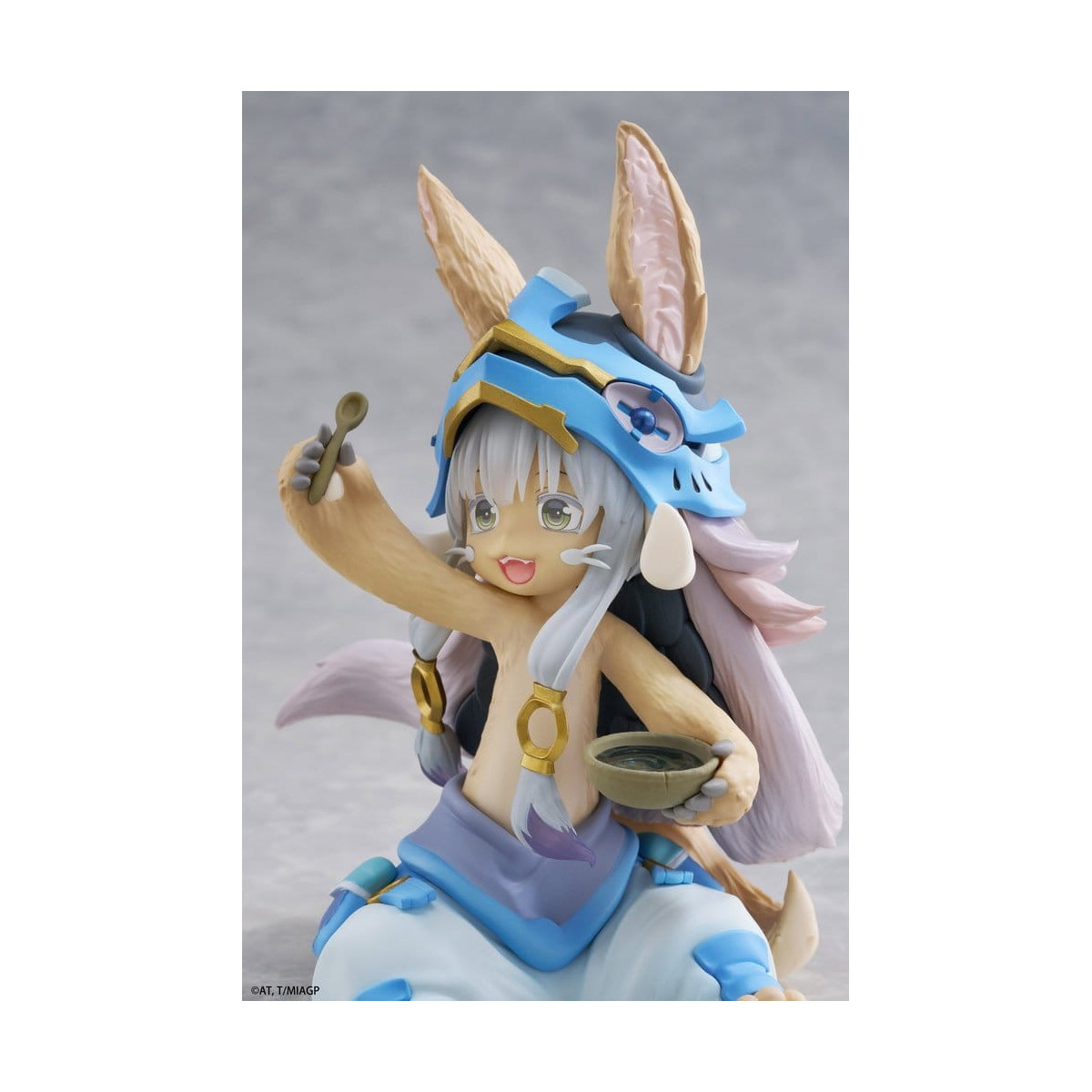Taito - Nanachi, la mona del escritorio (versión «Hora de comer») - Made in Abyss