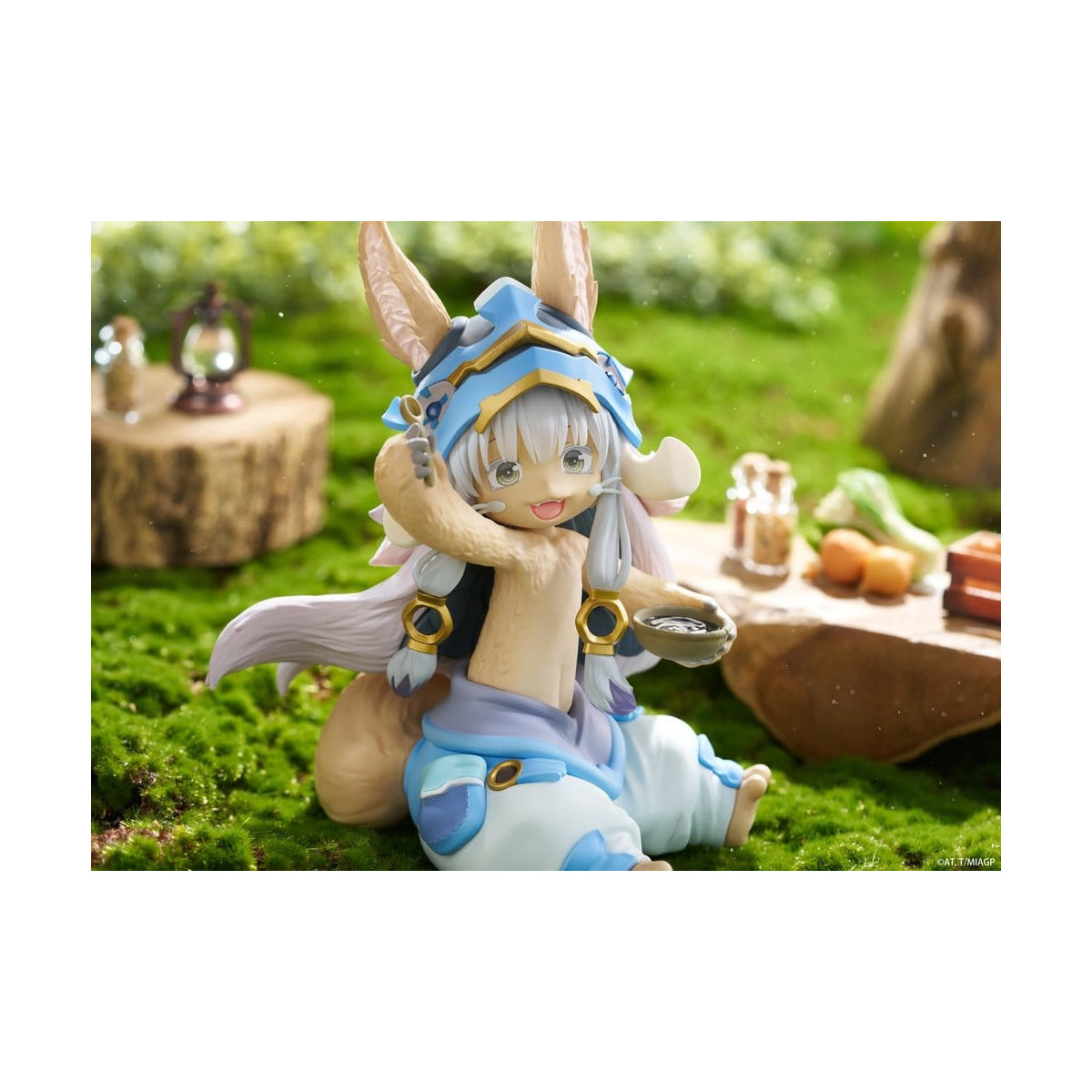 Taito - Nanachi, la mona del escritorio (versión «Hora de comer») - Made in Abyss