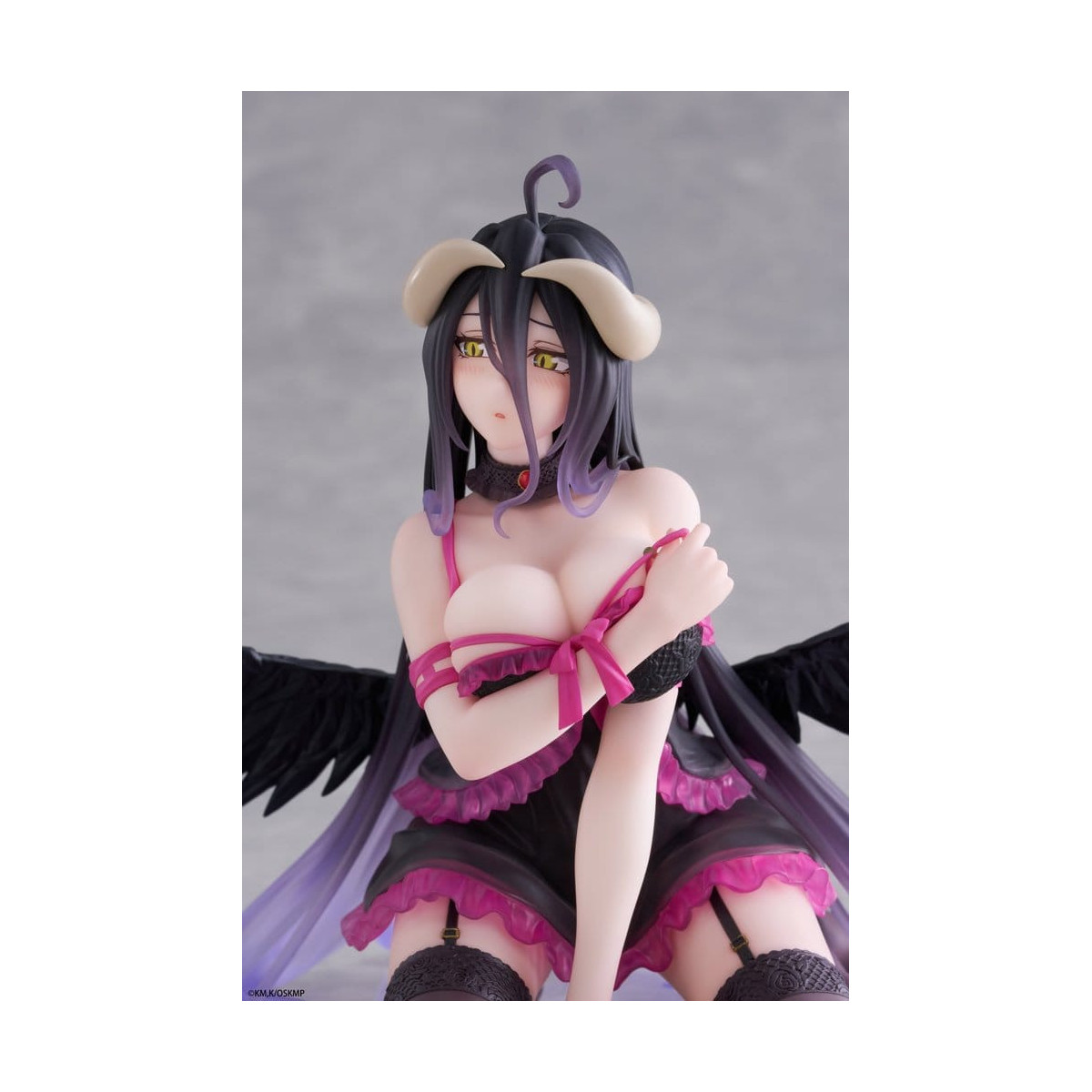 Taito - Figura de escritorio de Albedo (versión en camisón) - Overlord