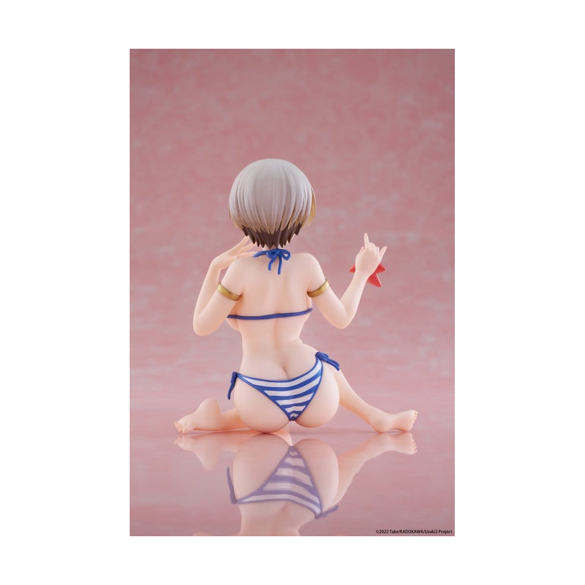 Taito - Figura de escritorio de Hana Uzaki (versión en bañador) - ¡Uzaki-chan quiere salir por ahí!