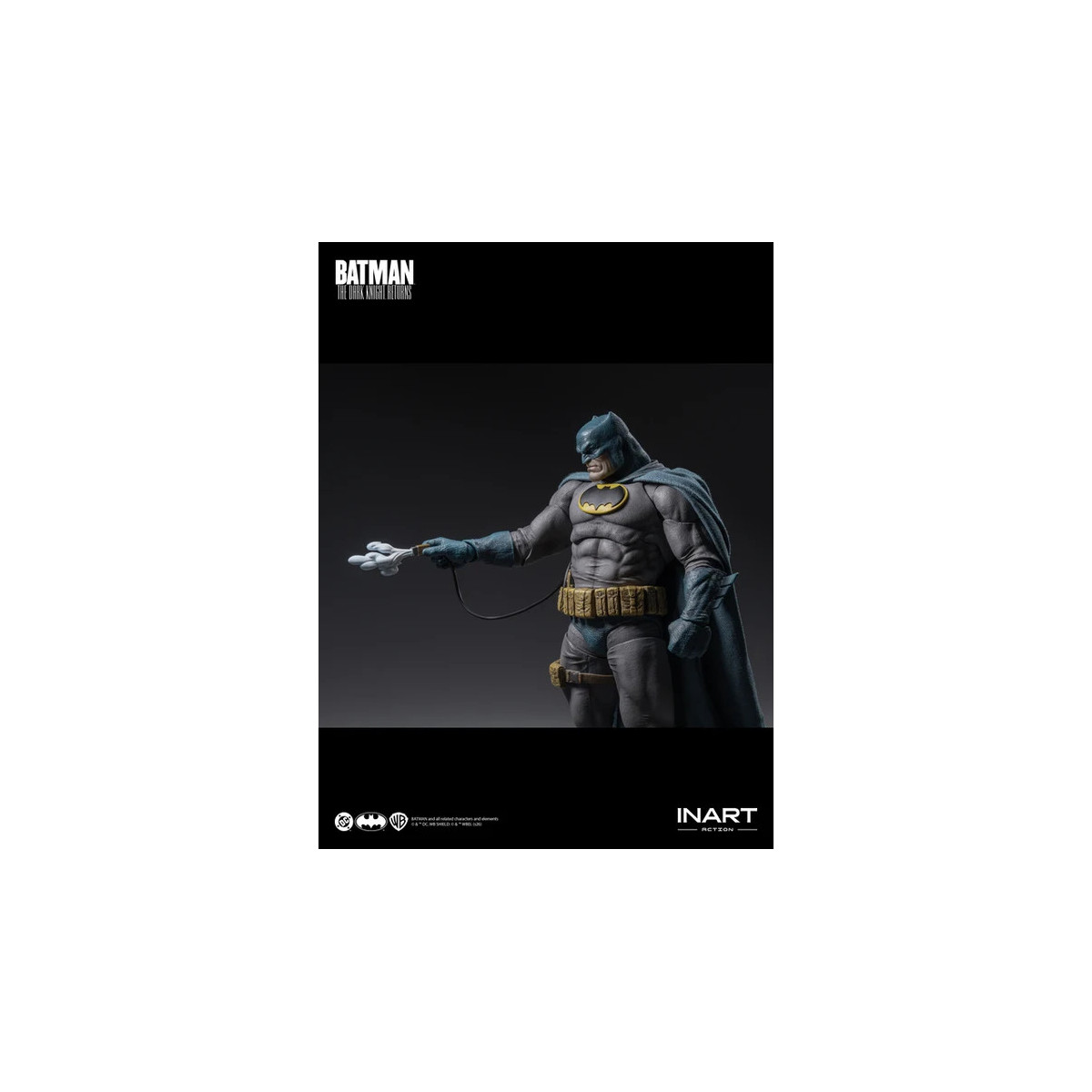 INART - Batman: El regreso del Caballero Oscuro - Figura de Batman (traje azul) a escala 1/12