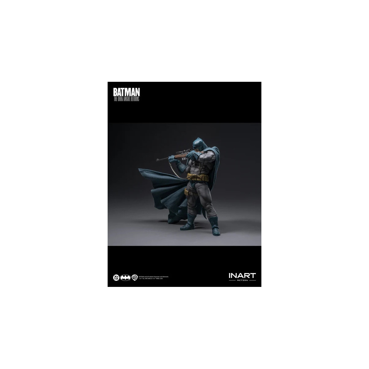 INART - Batman: El regreso del Caballero Oscuro - Figura de Batman (traje azul) a escala 1/12