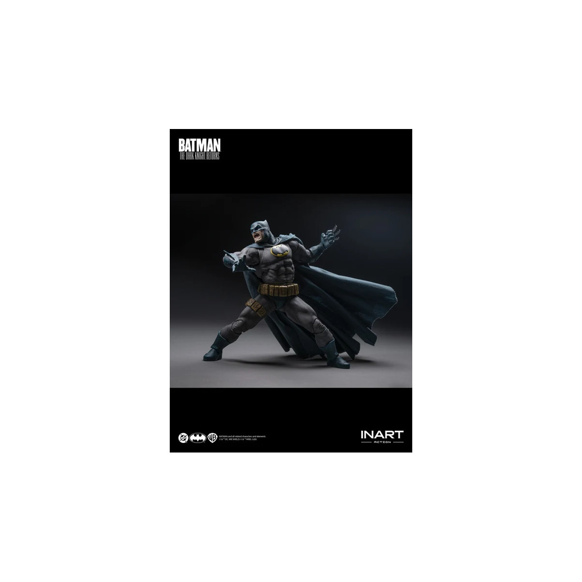 INART - Batman: El regreso del Caballero Oscuro - Figura de Batman (traje azul) a escala 1/12