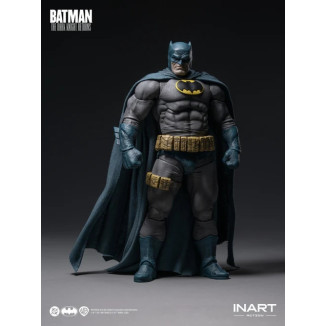 INART - Batman: El regreso del Caballero Oscuro - Figura de Batman (traje azul) a escala 1/12