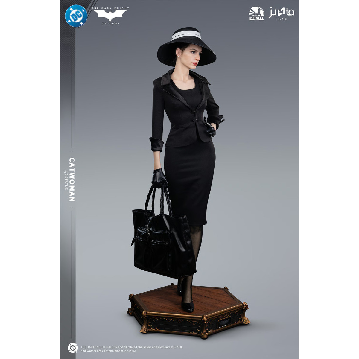 Infinity Studio - Estatua de Catwoman a escala 1:2 - El caballero oscuro: La leyenda renace