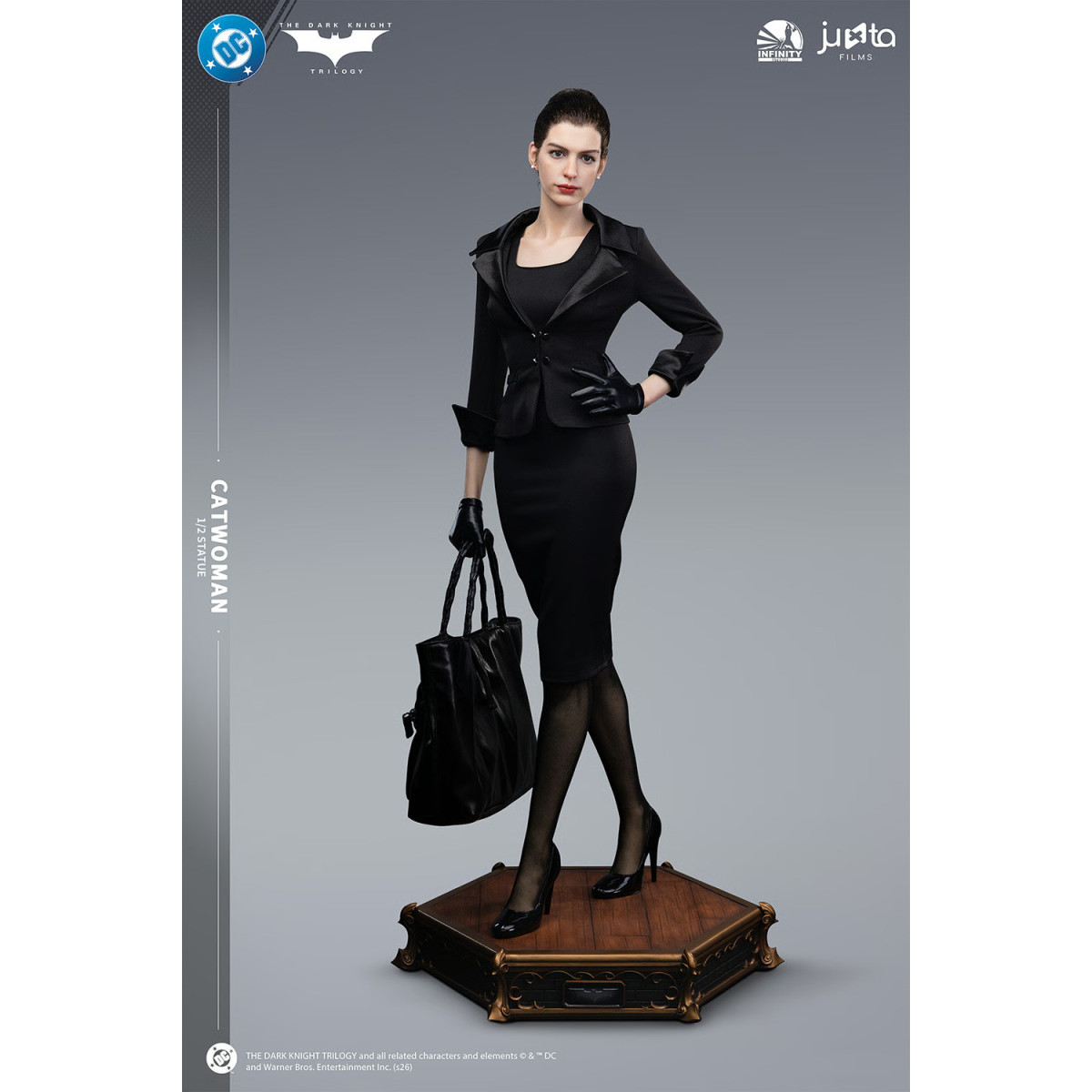 Infinity Studio - Estatua de Catwoman a escala 1:2 - El caballero oscuro: La leyenda renace