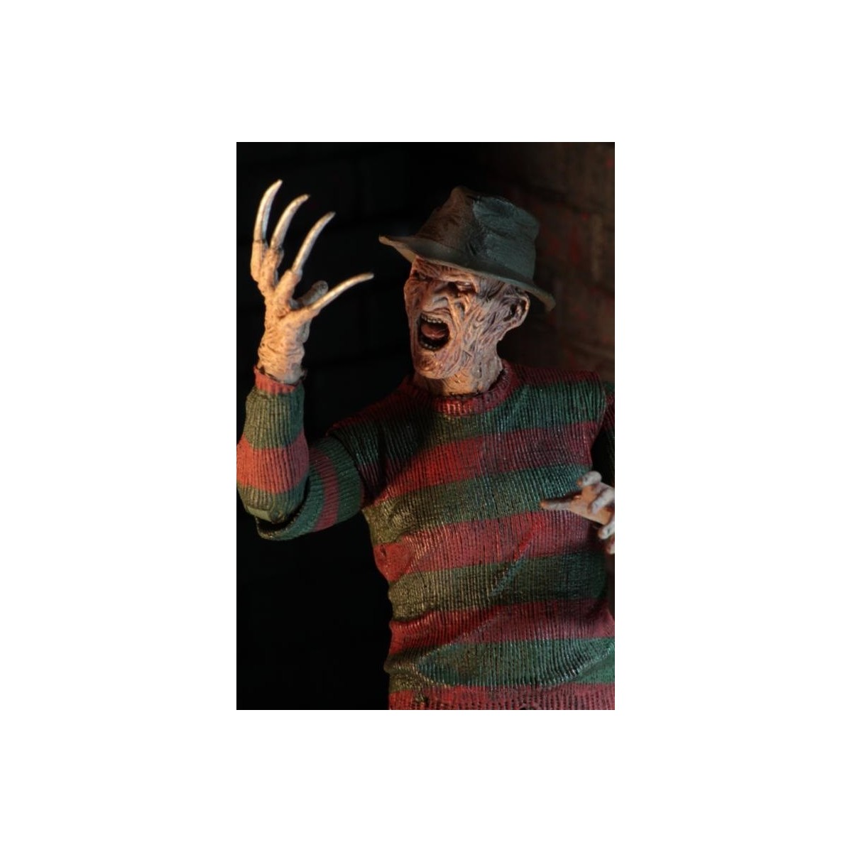 Neca Les Griffes du cauchemar figurine Ultimate Freddy