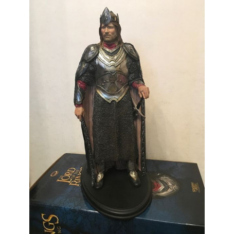 Sideshow Le Seigneur des Anneaux statue Aragorn as Strider 37 cm