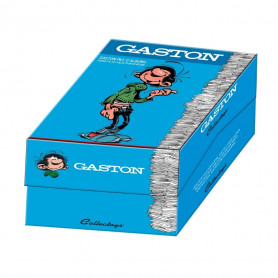 collectoys - Gastón Gafe confiando en una pila de álbumes