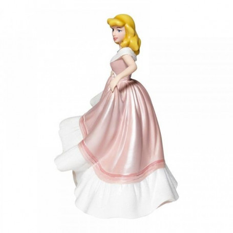 Disney Haute Couture - Cenicienta en vestido rosa