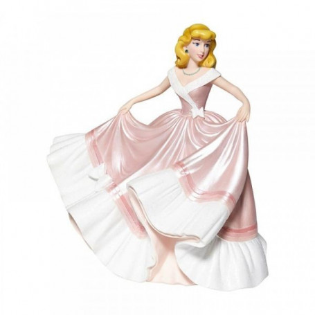 Disney Haute Couture - Cenicienta en vestido rosa