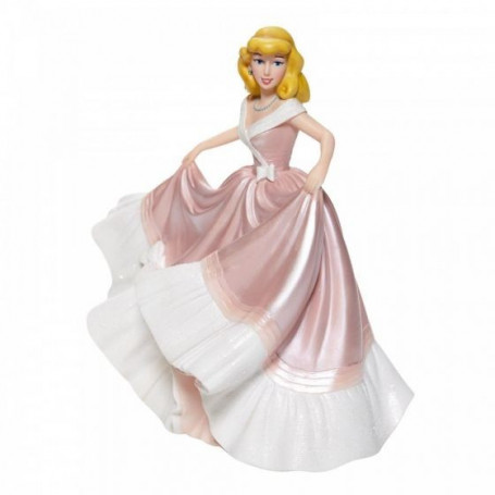 Disney Haute Couture - Cenicienta en vestido rosa