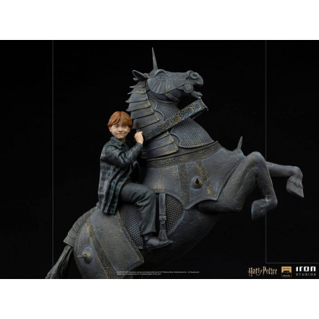 Iron Studios - Harry Potter - Ron Weasley en el ajedrez de los magos BDS Deluxe Art Scale 1/10
