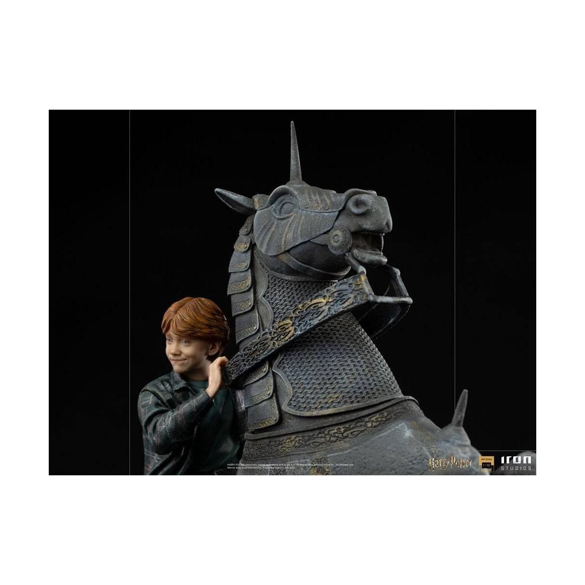 Iron Studios - Harry Potter - Ron Weasley en el ajedrez de los magos BDS Deluxe Art Scale 1/10