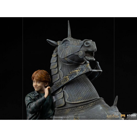 Iron Studios - Harry Potter - Ron Weasley en el ajedrez de los magos BDS Deluxe Art Scale 1/10