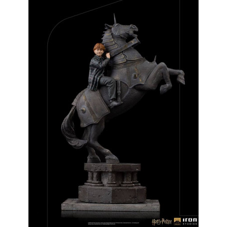 Iron Studios - Harry Potter - Ron Weasley en el ajedrez de los magos BDS Deluxe Art Scale 1/10
