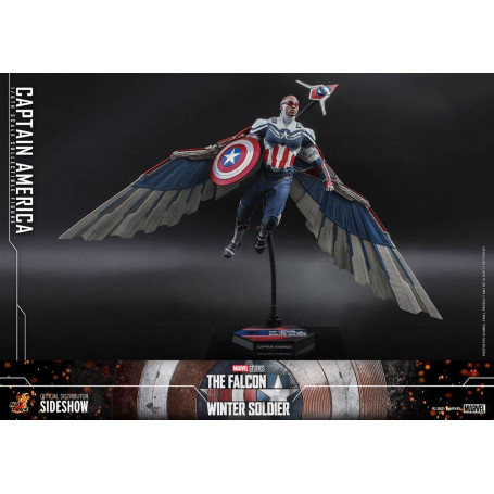 Hot Toys Marvel - Capitán América 1/6 - El Halcón y el Soldado de Invierno