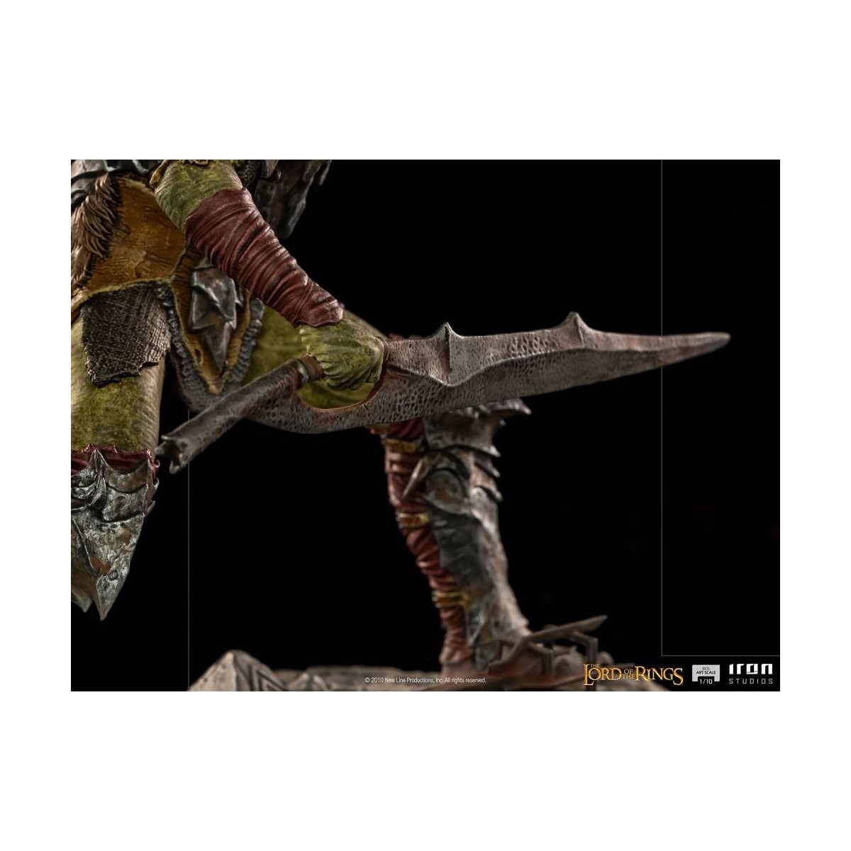 IRON STUDIOS - Espadachín Orco BDS Art Scale 1/10 - El Señor de los Anillos