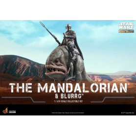 Hot Toys Star Wars - El Mandaloriano y Blurrg