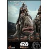 Hot Toys Star Wars - El Mandaloriano y Blurrg