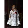 Neca - The Conjuring Universe - Tela retro Annabelle